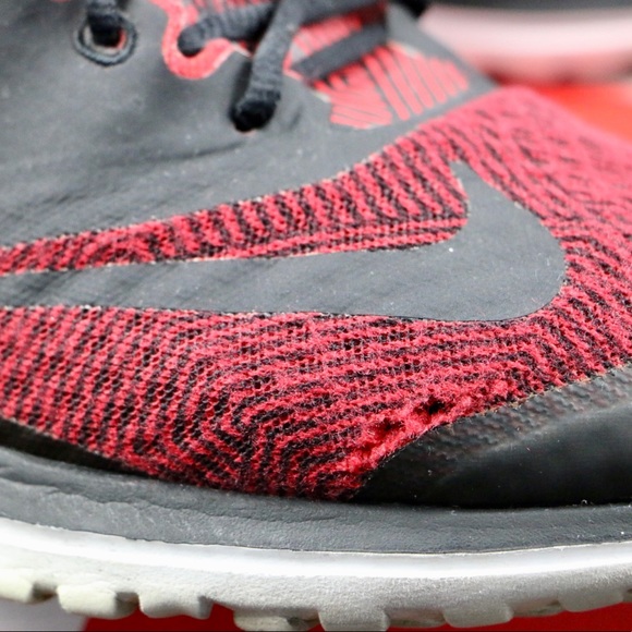 Nike Free Hyperfeel TR Red Black Running Training Shoes Men’s Size 8.5 - Picture 6 of 7